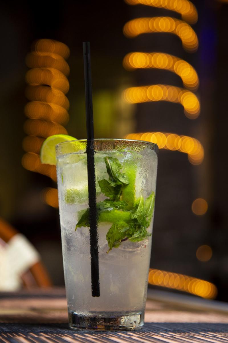 Mojito on the bar