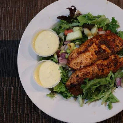BLACKENED SALMON SALAD