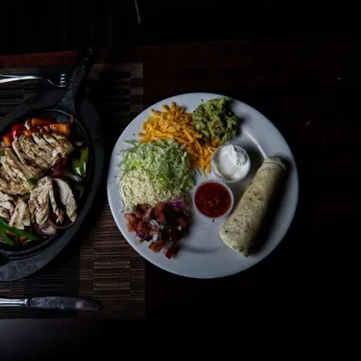 CHICKEN FAJITAS
