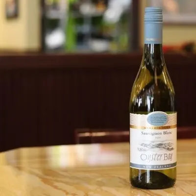 OYSTER BAY Sauvignon Blanc, Marlborough, New Zealand