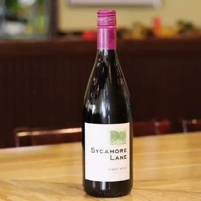 HOUSE Pinot Noir